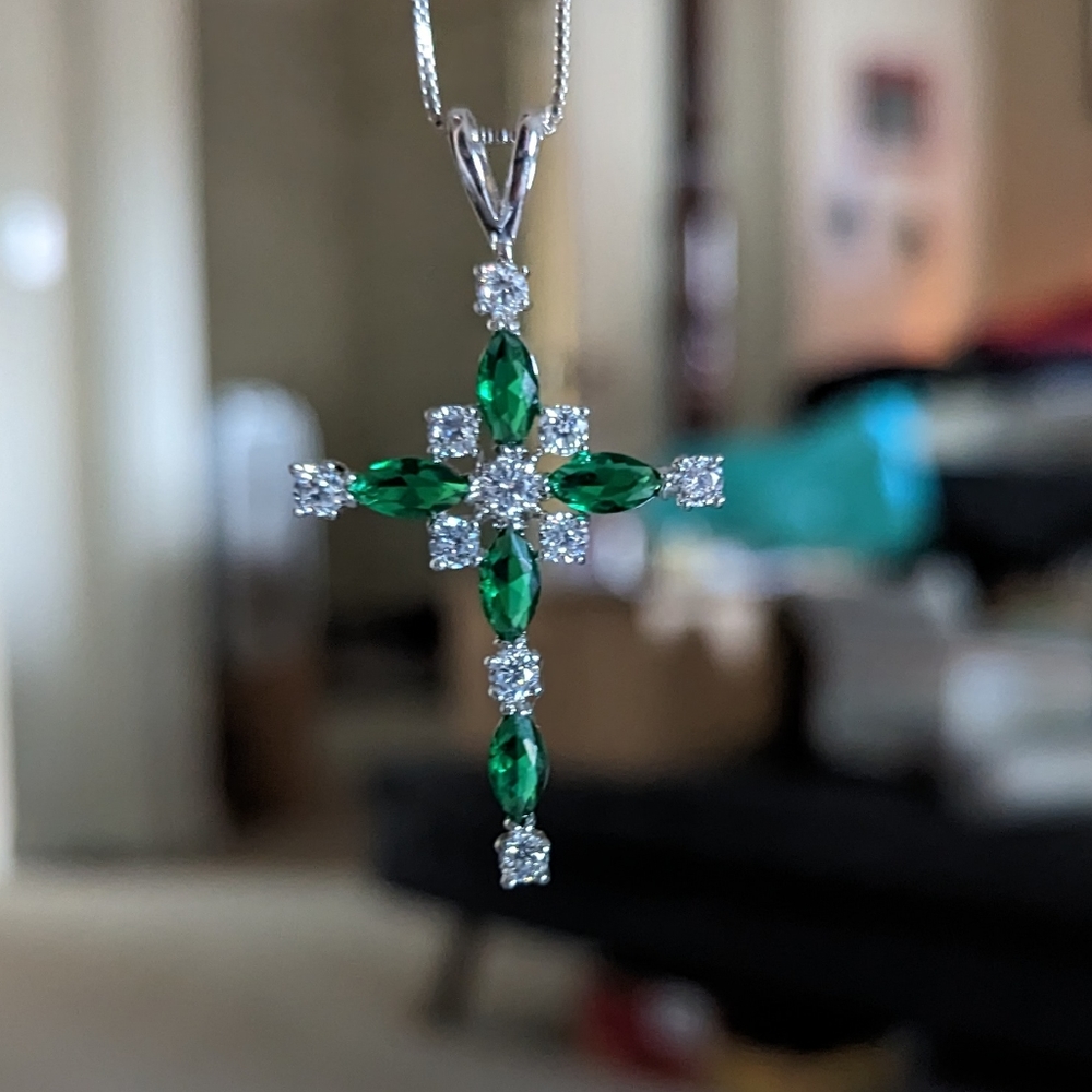 Emerald & Zircon Cross Size 20in Necklace - Picture 5 of 9